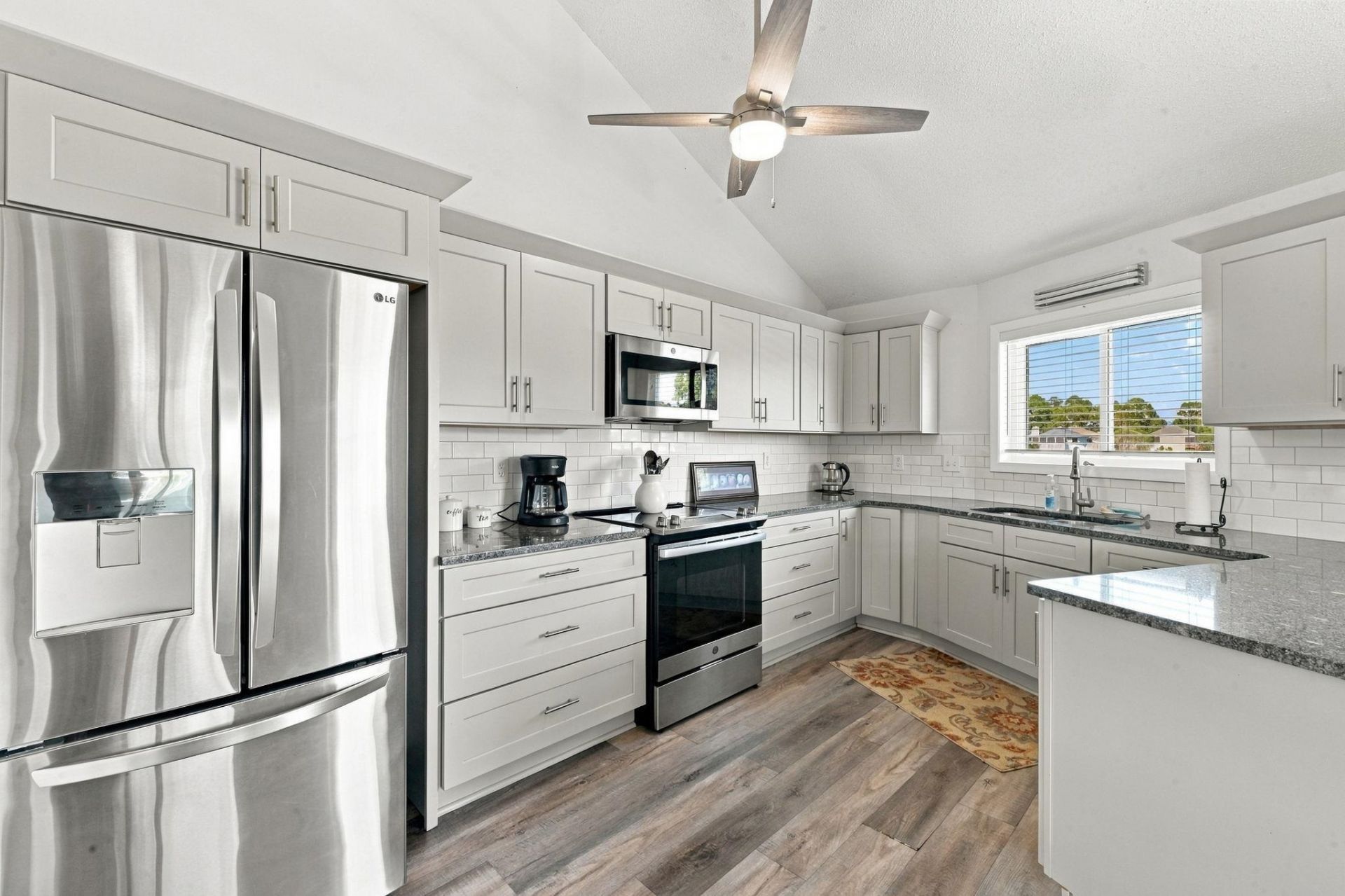 622 Tall Oaks Ln. Photo 17