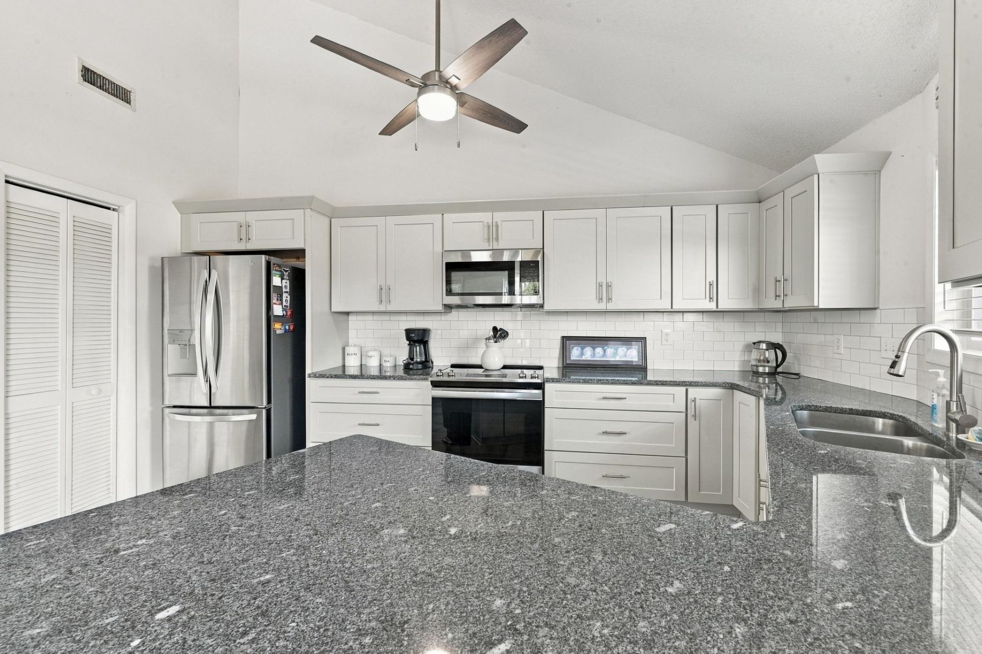 622 Tall Oaks Ln. Photo 26