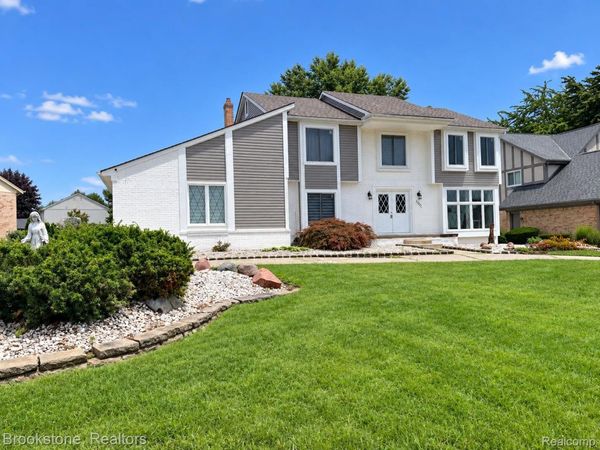 37627 Dorchester Drive , Farmington Hills, Mi 48331