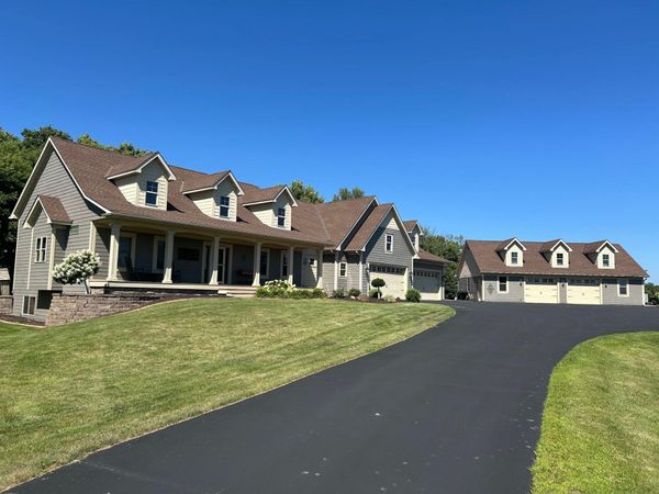 10560 31st Place NE, Saint Michael, MN 55376