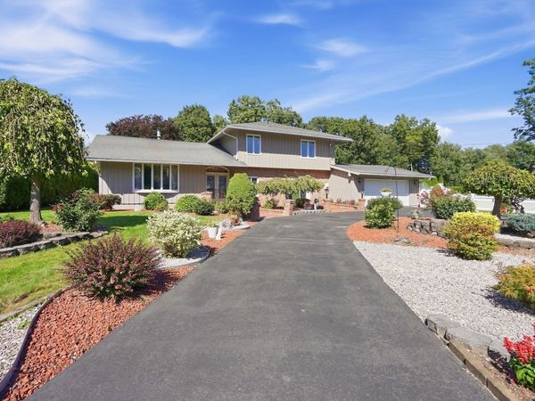 105 Higher Brook Dr, Ludlow, MA 01056