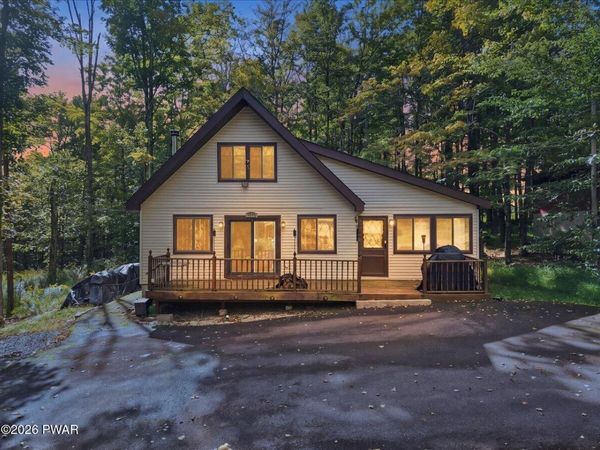 159 Parkwood Drive , Lake Ariel, PA 18436