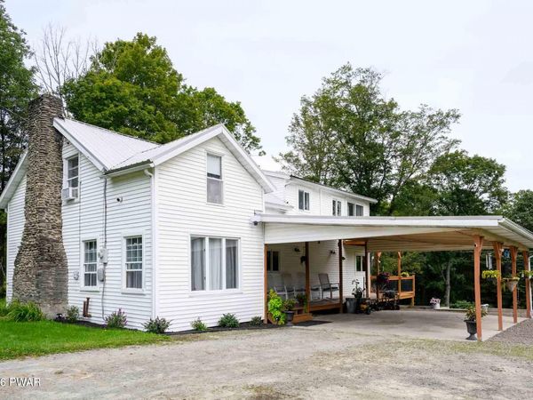 3192B Creamton Drive , Lake Como, PA 18437