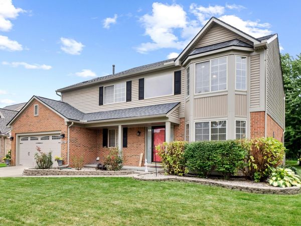 7467 Charrington Drive, Canton, MI 48187