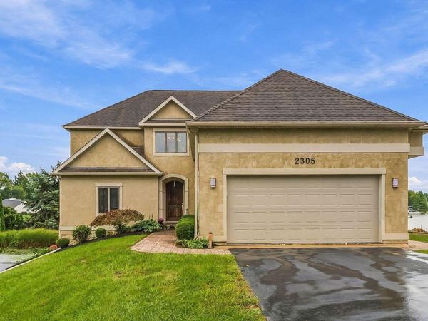 2305 Pawnee Drive , London, OH 43140