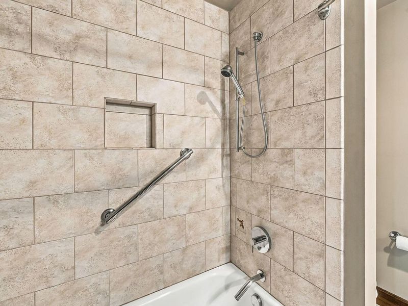 2305 Pawnee Drive, London, OH 43140 Photo 38