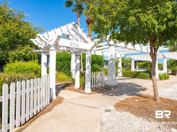 8720 Greenwich Court, Gulf Shores, AL 36542