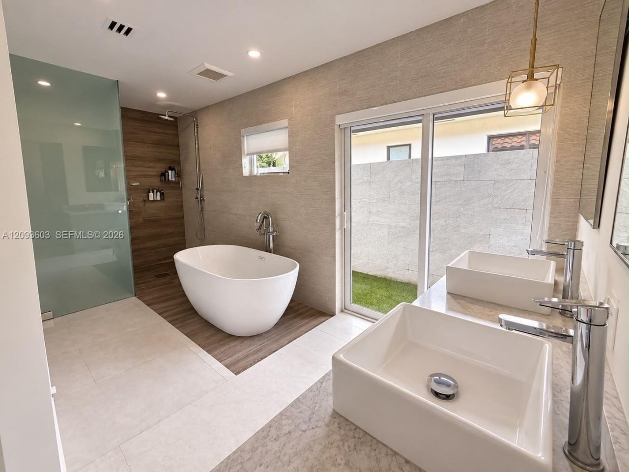 5134 NW 94th Doral Pl , Doral, FL 33178 Photo