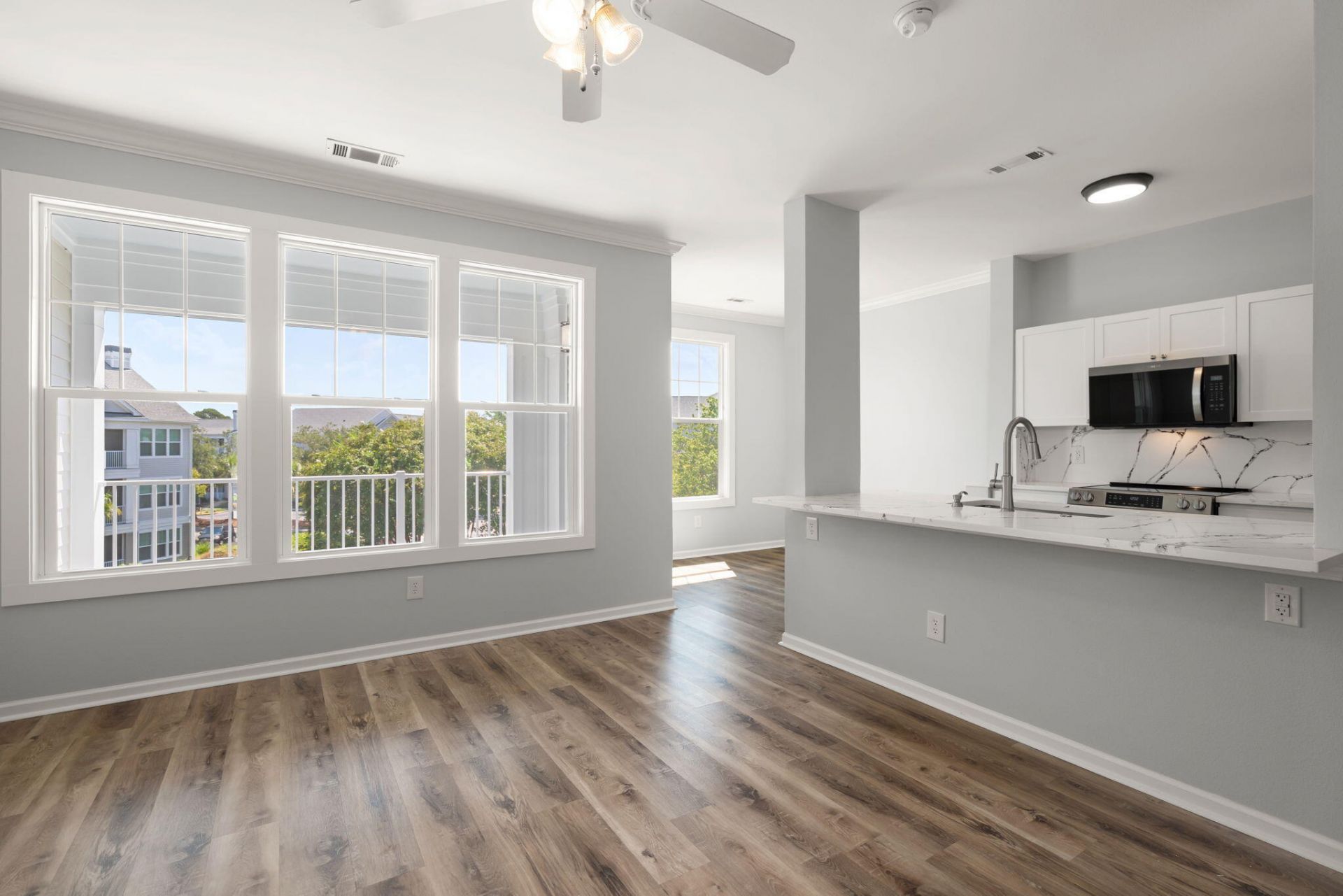 130 River Landing Drive Photo 11