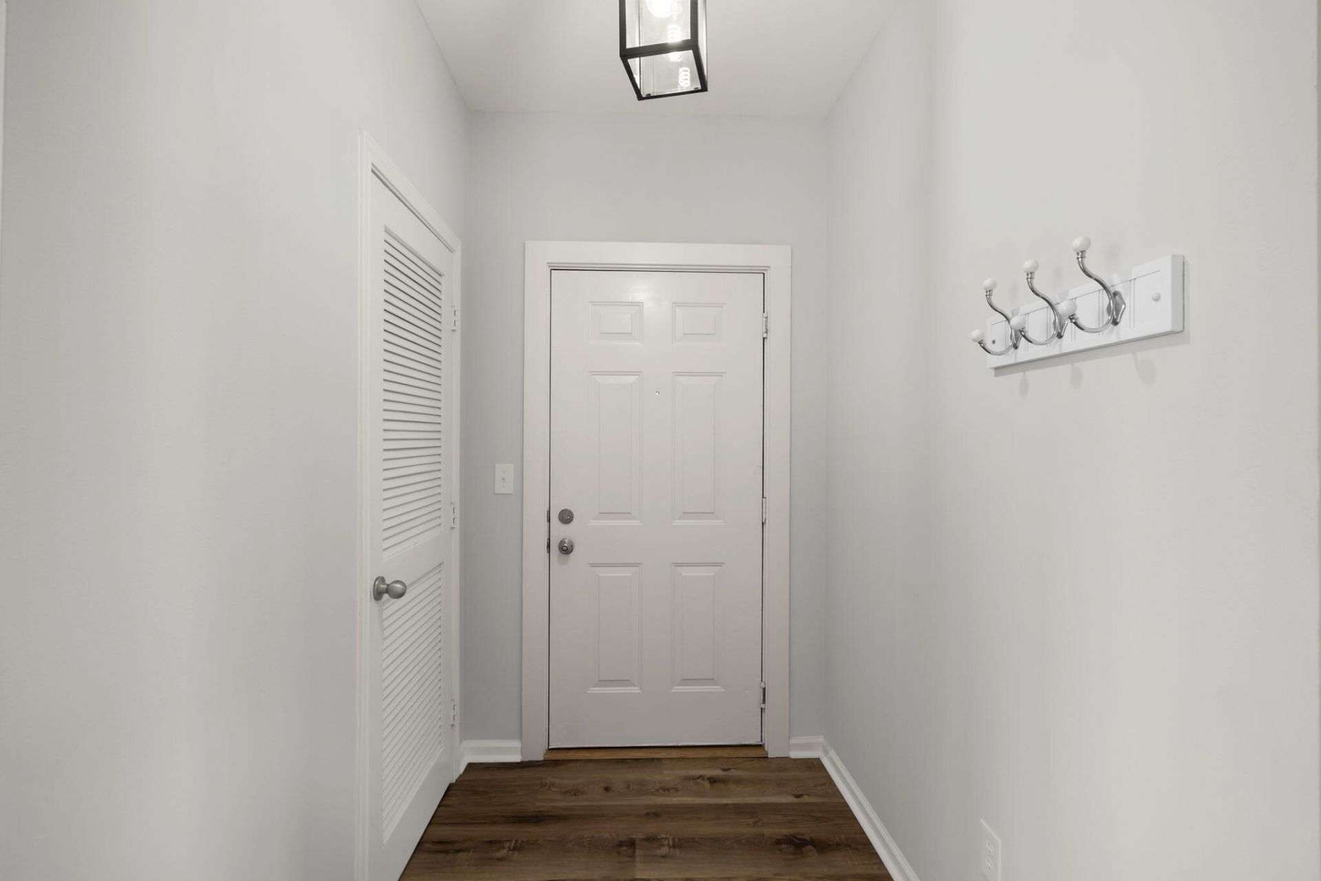 130 River Landing Drive Photo 5