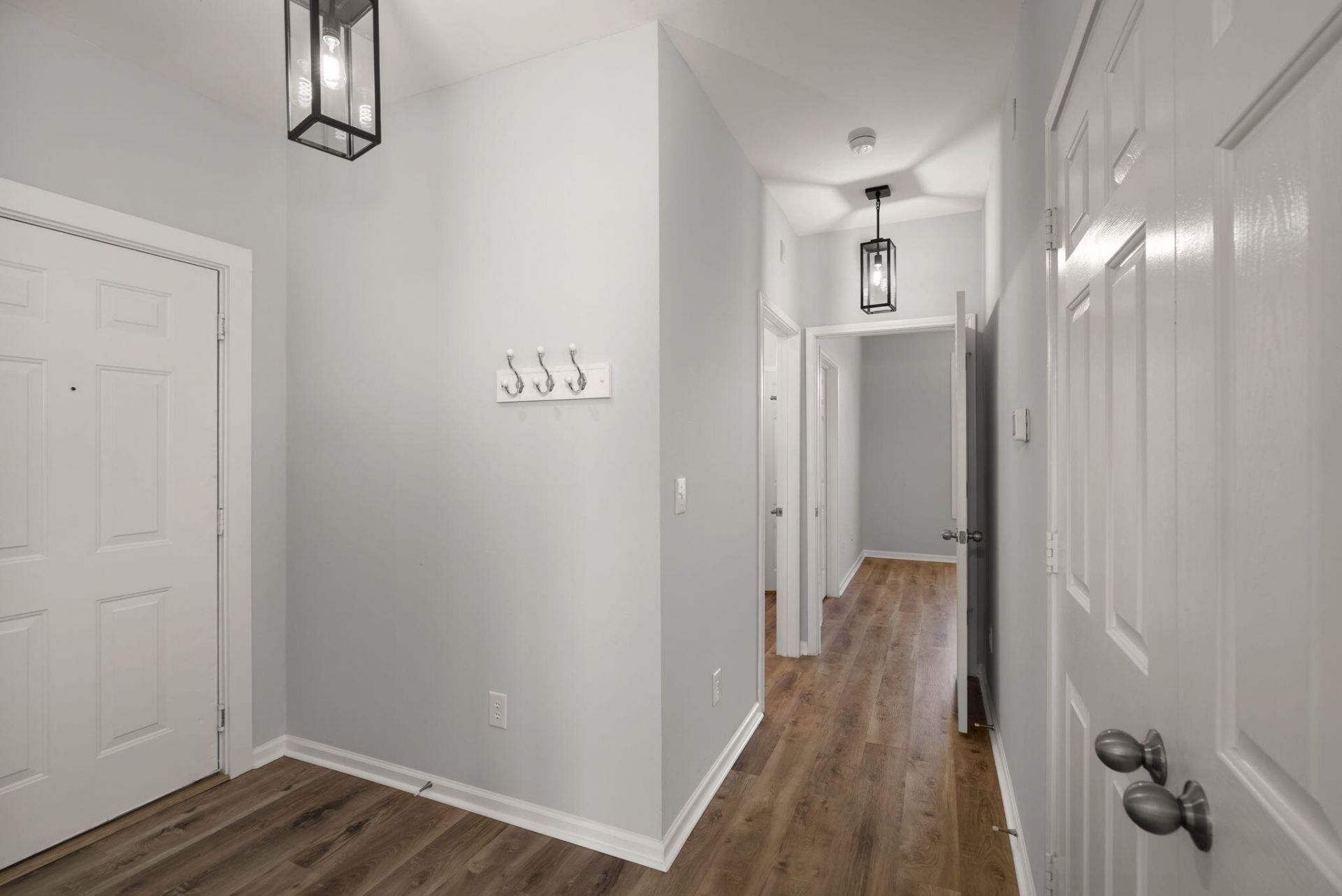 130 River Landing Drive Photo 6