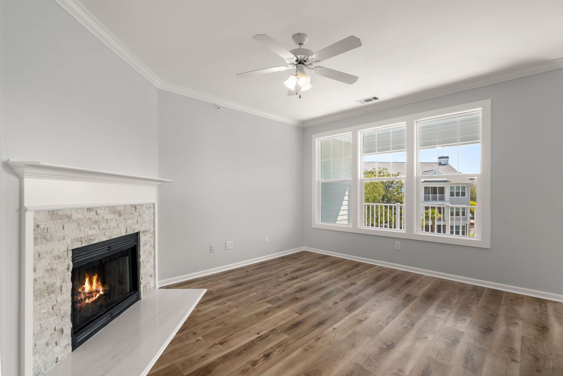 130 River Landing Drive Photo 8