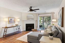 1713 Greystone photo 4