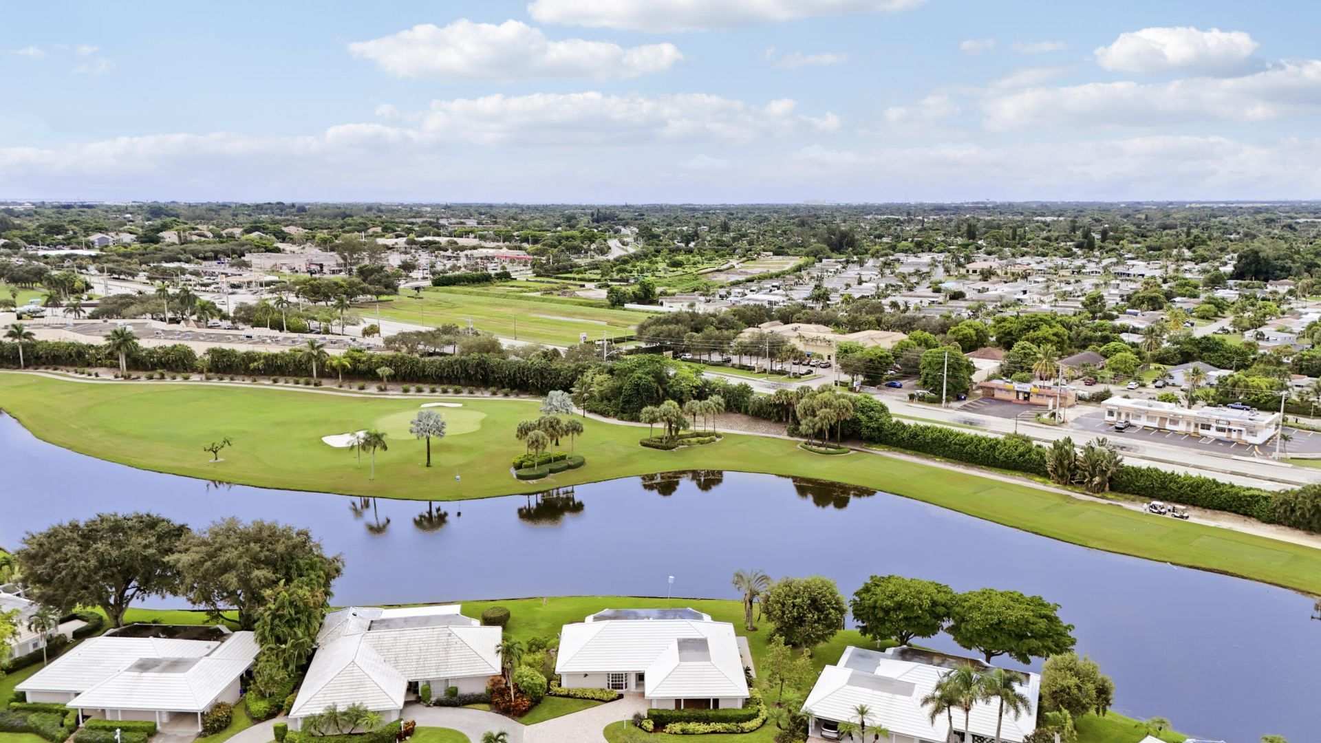 442 French Royale Circle, Atlantis, FL 33462 Photo