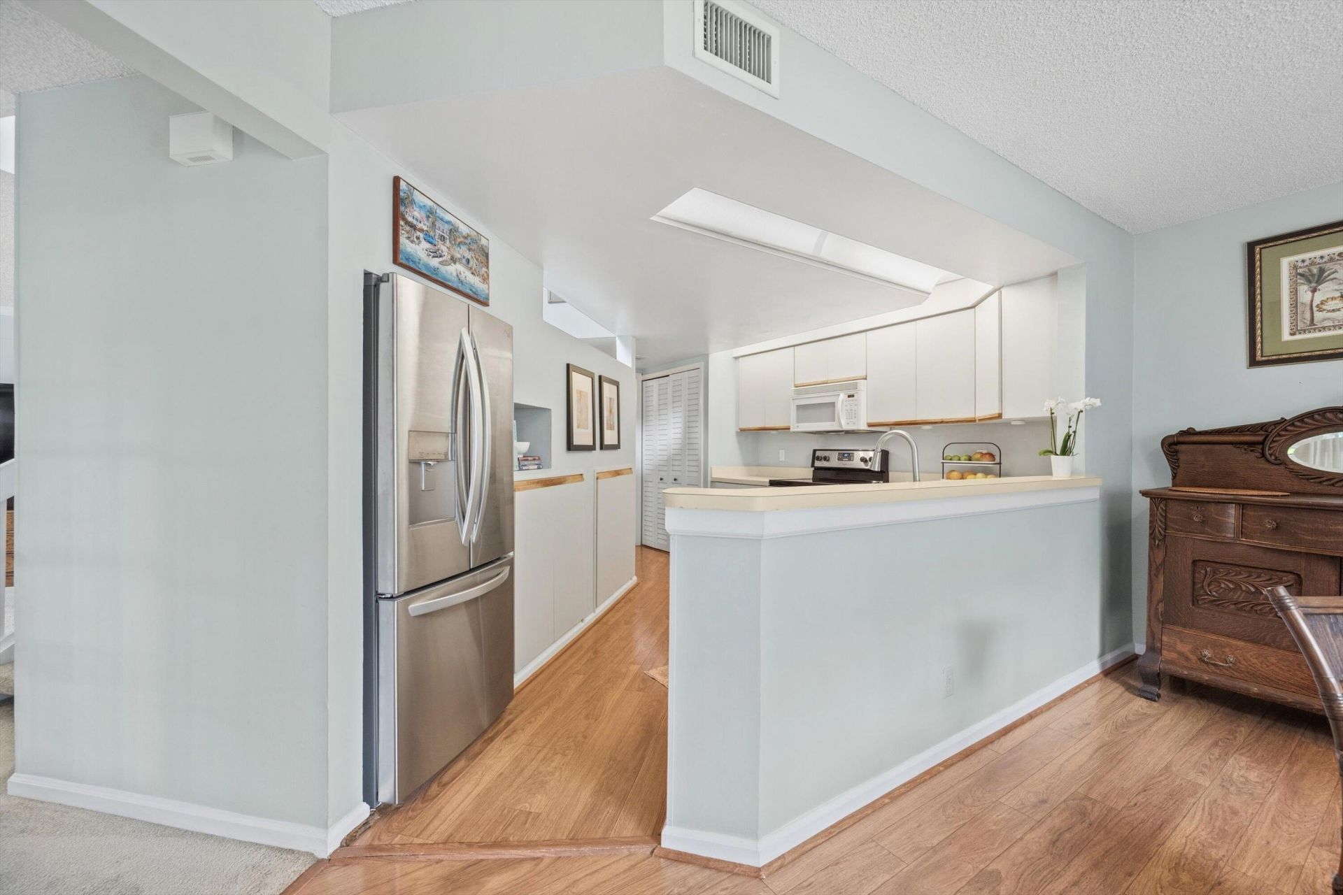 24 Uno Lago Drive, Juno Beach, FL 33408 Photo