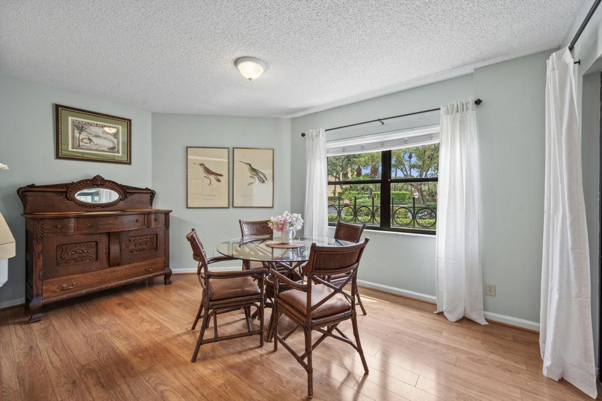 24 Uno Lago Drive, Juno Beach, FL 33408 Photo