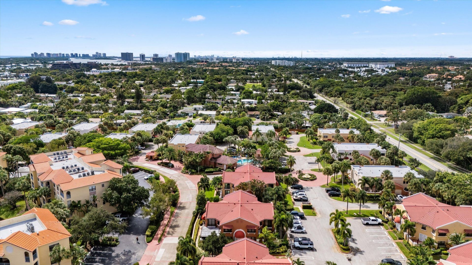24 Uno Lago Drive, Juno Beach, FL 33408 Photo