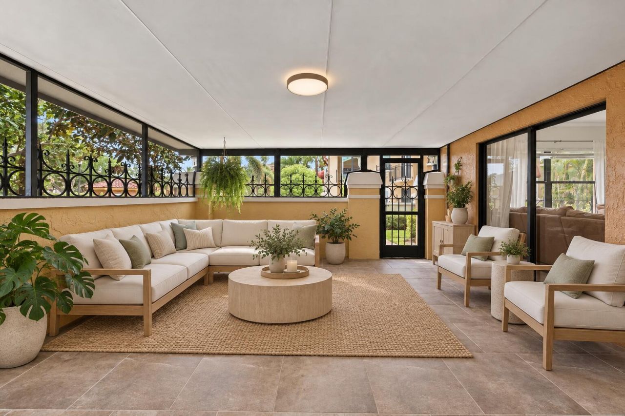 24 Uno Lago Drive, Juno Beach, FL 33408 Photo