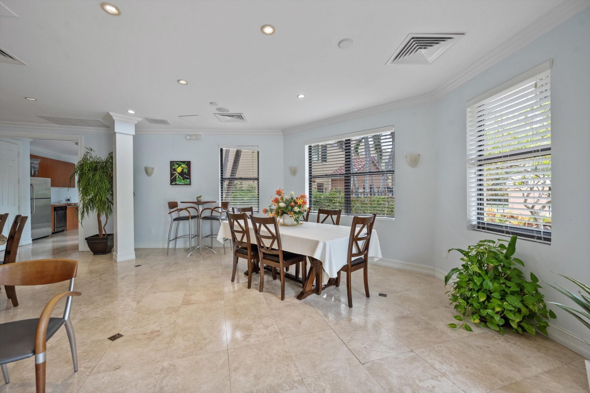 24 Uno Lago Drive, Juno Beach, FL 33408 Photo