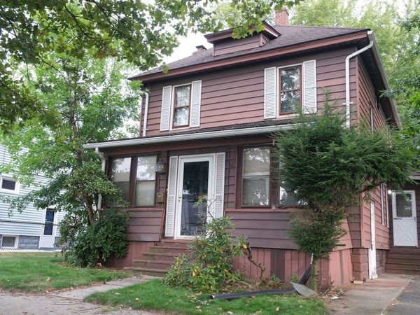 103 Farnsworth St, Springfield, MA 01107