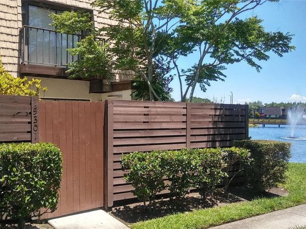 15301 W POND WOODS DRIVE, Unit 303, TAMPA, FL 33618