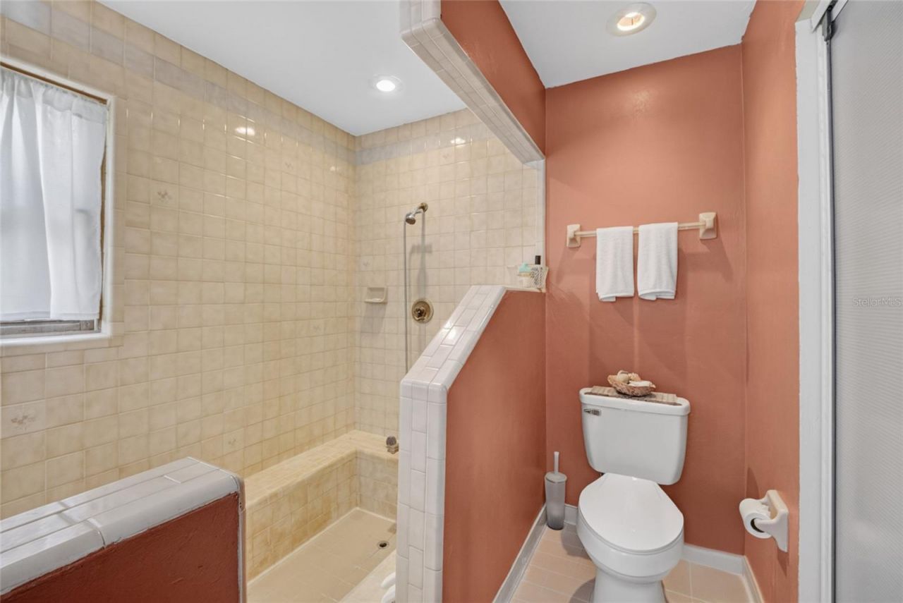 10710 NE 81st Street , Gainesville, FL 32609 Photo
