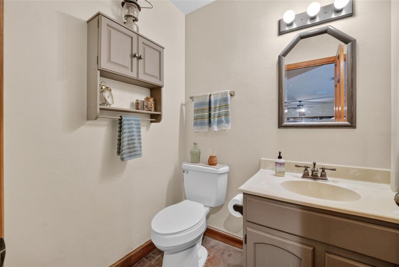 10710 NE 81st Street , Gainesville, FL 32609 Photo