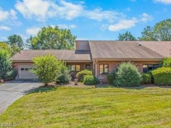 150 Oleander Drive, Bermuda Run, NC 27006