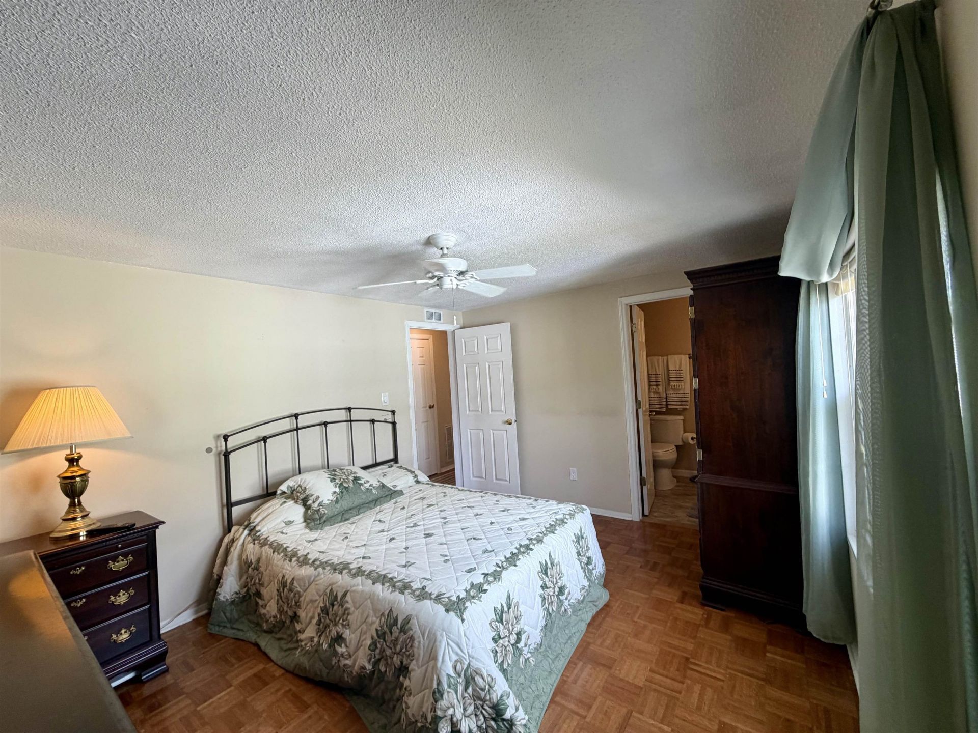 440 Pampas Dr.  Photo 16
