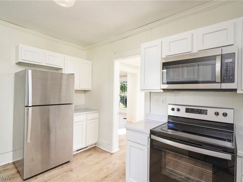 520 W Friendship Street, Medina, OH 44256 Photo 6