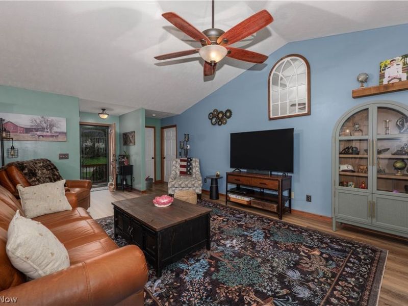 6139 Cartage Avenue NW, Canal Fulton, OH 44614 Photo 10