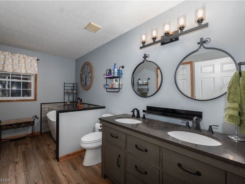 6139 Cartage Avenue NW, Canal Fulton, OH 44614 Photo 12
