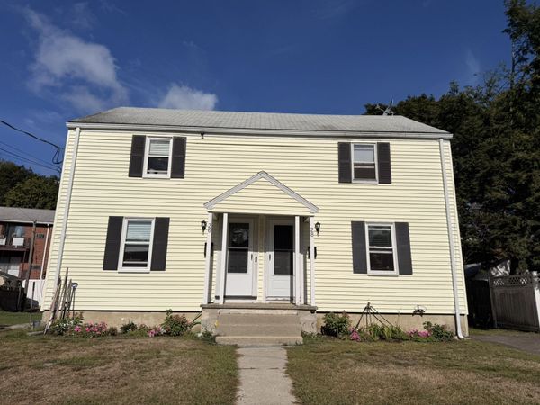 26-28 Hamilton Rd, Unit 26, Wakefield, MA 01880