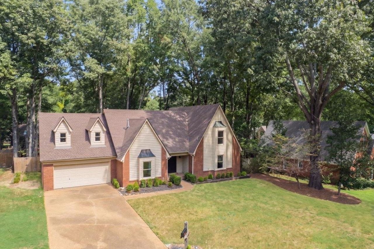 8950 GLENDALE CV Memphis, TN 38018