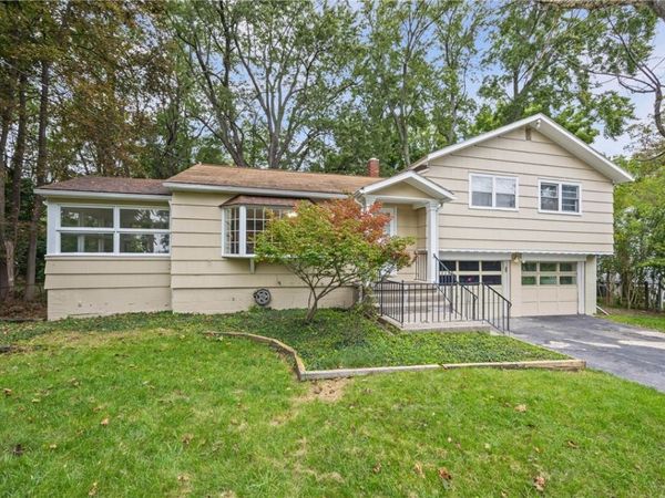 1566 Crittenden Road, Rochester, NY 14623