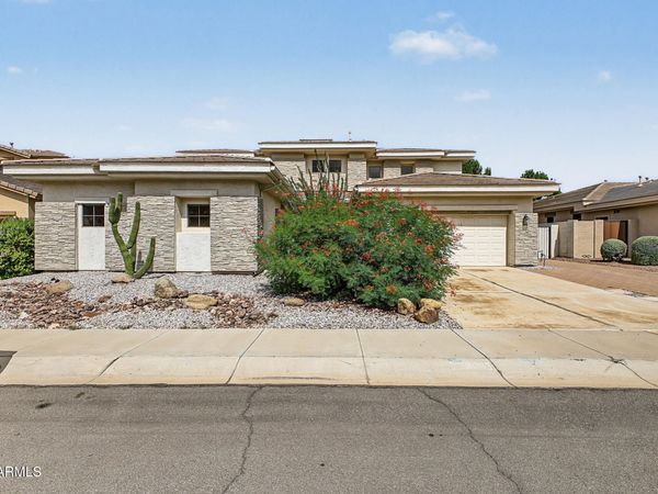 3806 E TAURUS Place, Chandler, AZ 85249