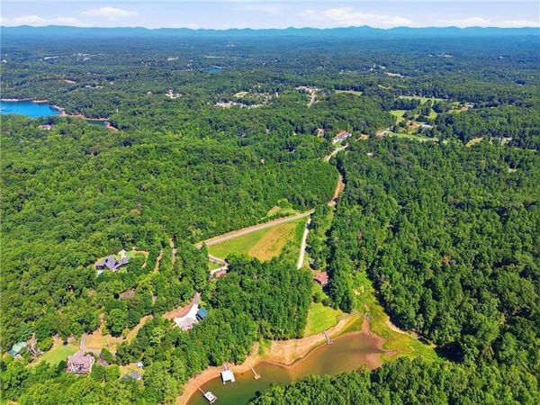6265 Smith Mill Road , Gainesville, GA 30506