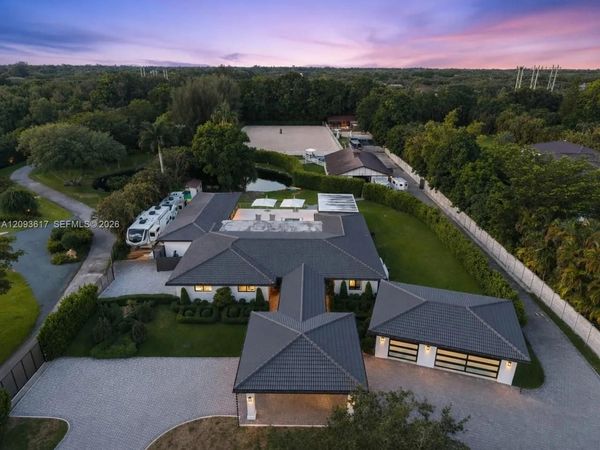 Southwest Ranches, FL 33330