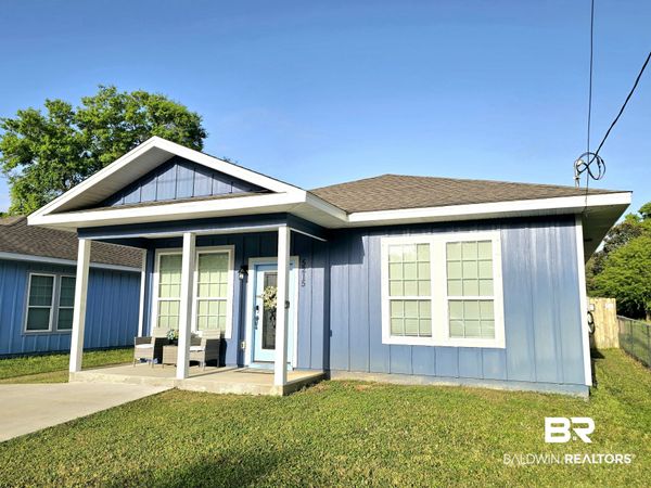 5215 Yellow Bluff Rd, Pensacola, FL 32507