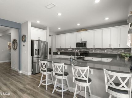 6049 Shining Sunset Drive, Sparks, NV 89436 Photo