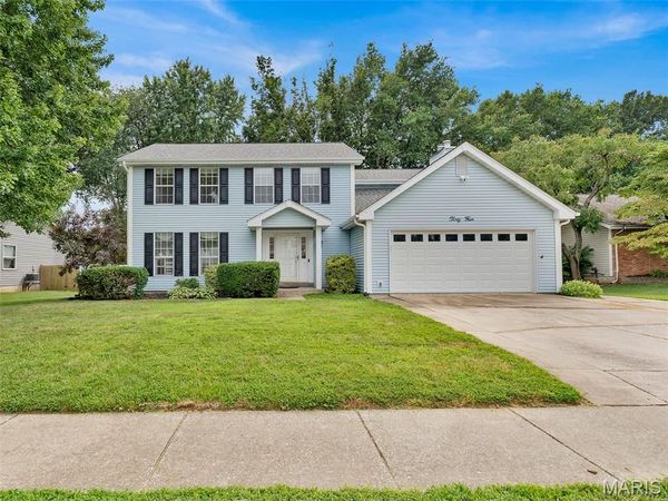 34 Shadow Creek Drive, St Peters, MO 63376