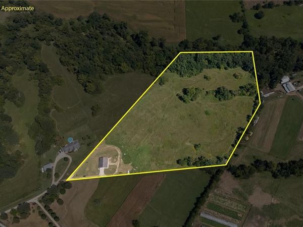 1042 Meadowbrook Court, Farmington, MO 63640