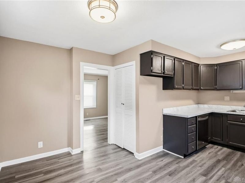 2019 E Bataan Drive, Kettering, OH 45420 Photo 11