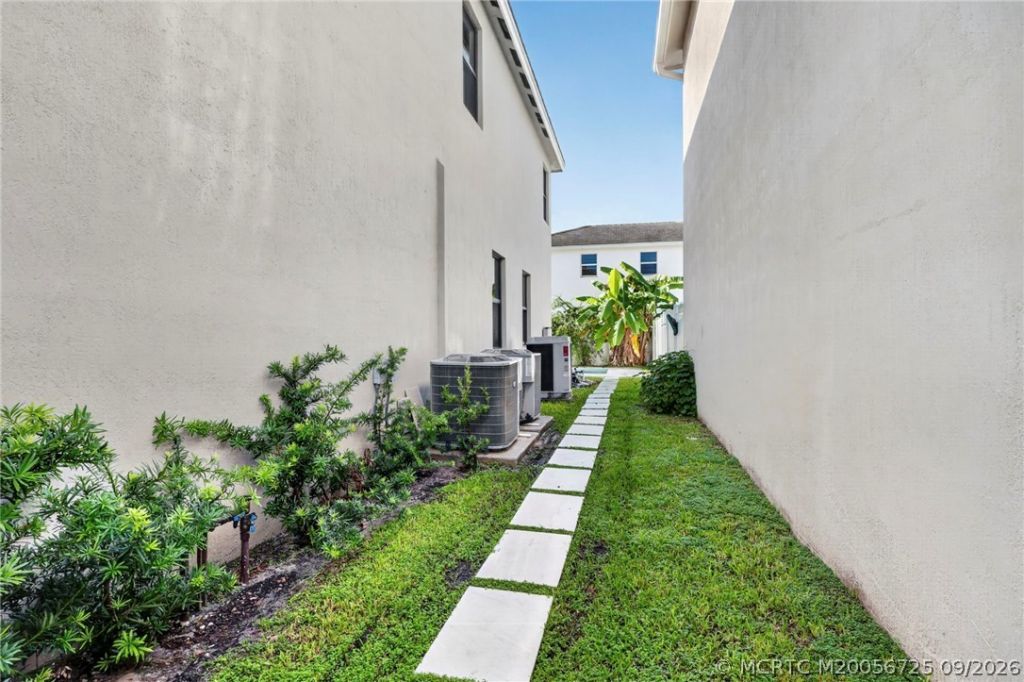 7102 Rockwood Road , Jupiter, FL 33458 Photo