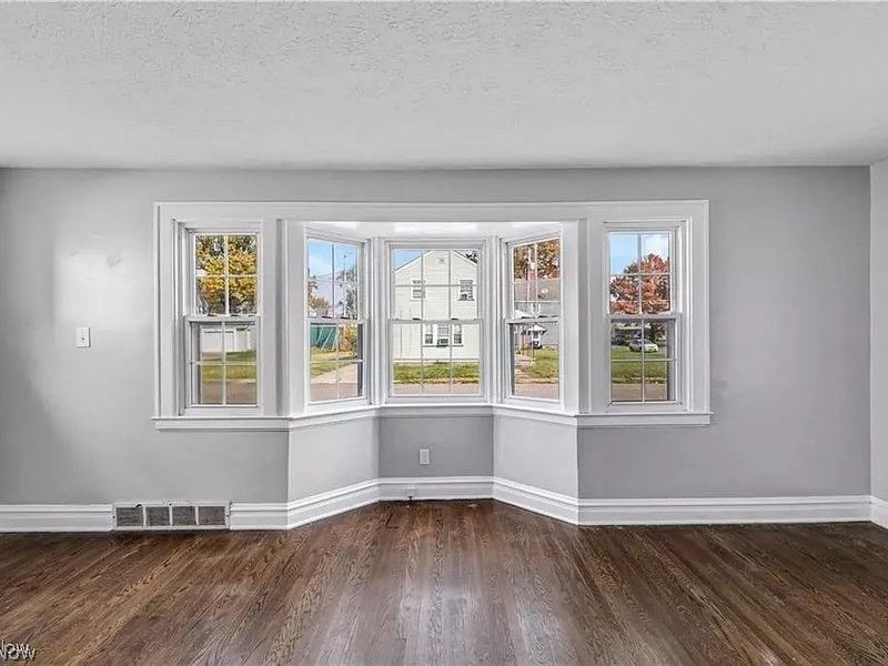 3204 14th Street SW, Canton, OH 44710 Photo 3