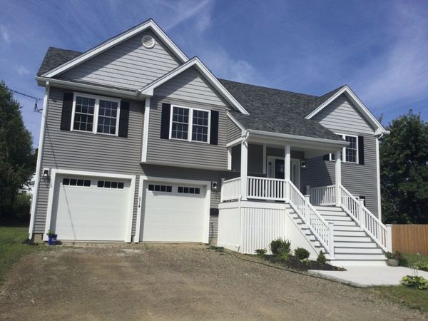 271a Harrington Way, Worcester, MA 01604