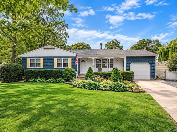 120 Midland Boulevard , Lake Ronkonkoma, NY 11779
