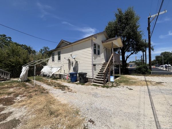 803 W LULLWOOD AVE, San Antonio, TX 78212