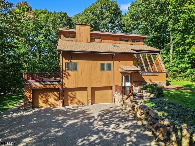5 Allen Dr, Kinnelon, NJ 07405 Main Photo