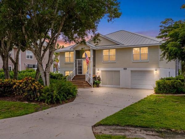 18110 Parkridge CT , FORT MYERS, FL 33908